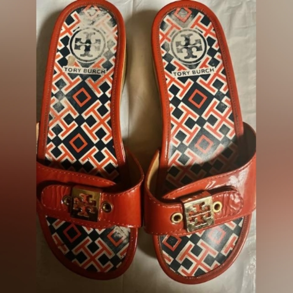 Gently Loved Tory Burch Sandal